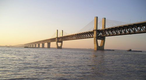 少妇AAA级久久久无码精品片