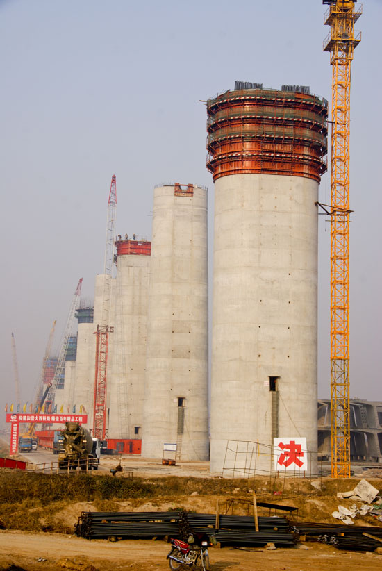 少妇AAA级久久久无码精品片