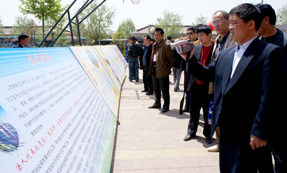 少妇AAA级久久久无码精品片