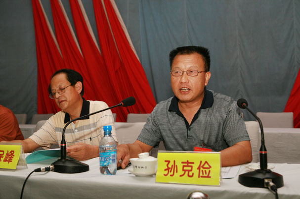 少妇AAA级久久久无码精品片