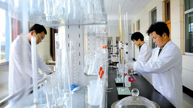 少妇AAA级久久久无码精品片