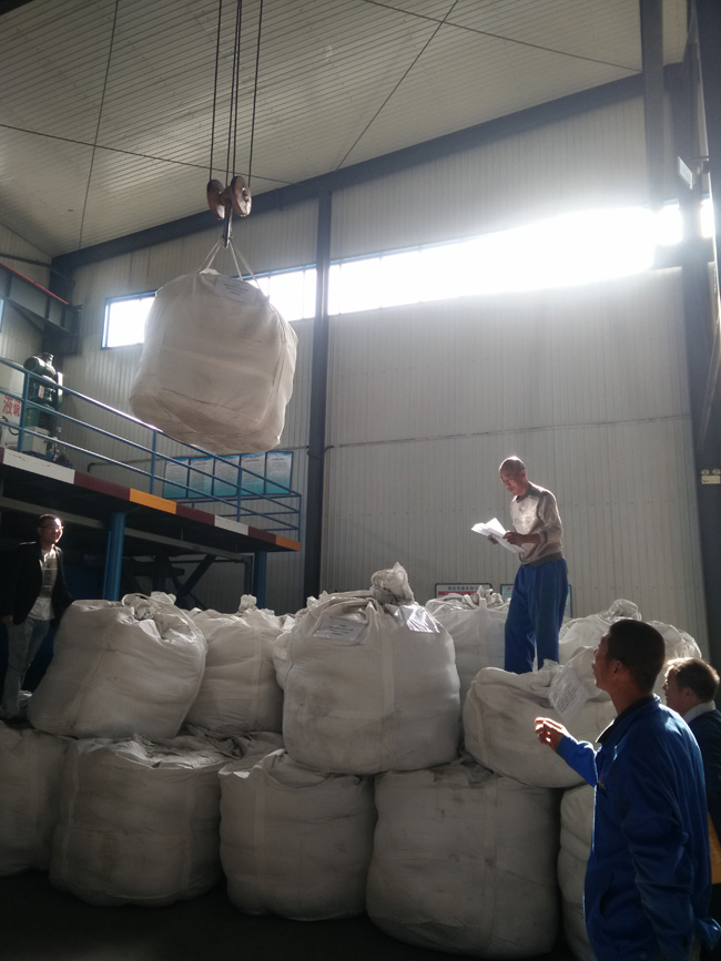 少妇AAA级久久久无码精品片