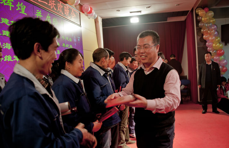 少妇AAA级久久久无码精品片