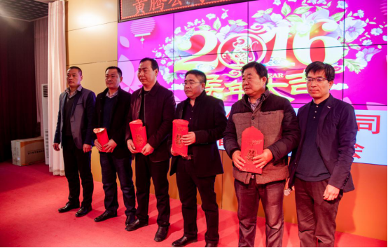 少妇AAA级久久久无码精品片