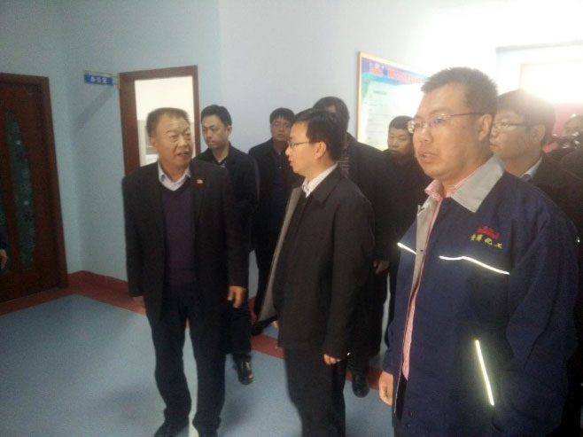 少妇AAA级久久久无码精品片