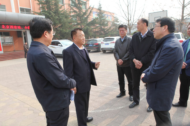 少妇AAA级久久久无码精品片