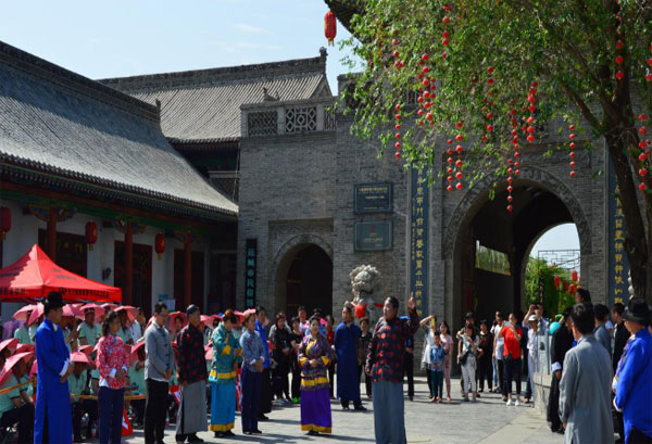 少妇AAA级久久久无码精品片