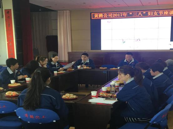 少妇AAA级久久久无码精品片