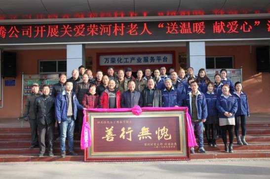 少妇AAA级久久久无码精品片