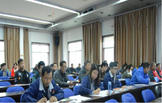 少妇AAA级久久久无码精品片