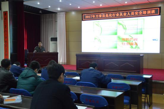 少妇AAA级久久久无码精品片