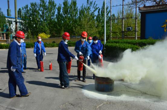 少妇AAA级久久久无码精品片