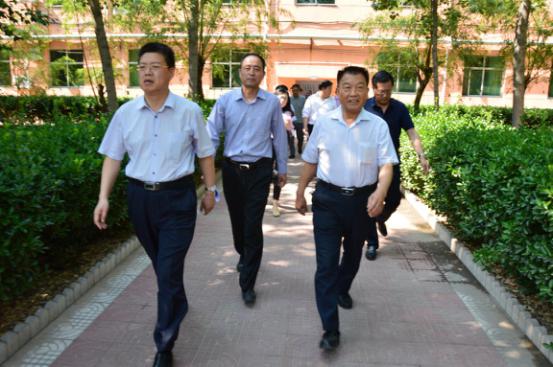 少妇AAA级久久久无码精品片