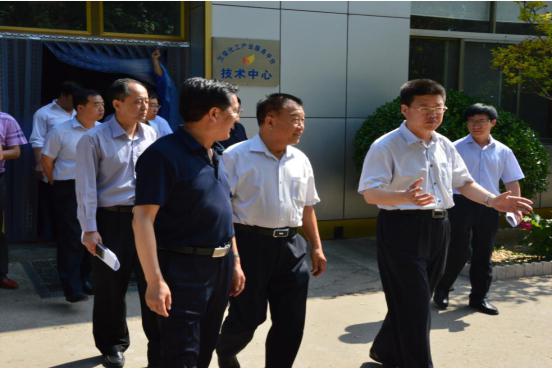 少妇AAA级久久久无码精品片