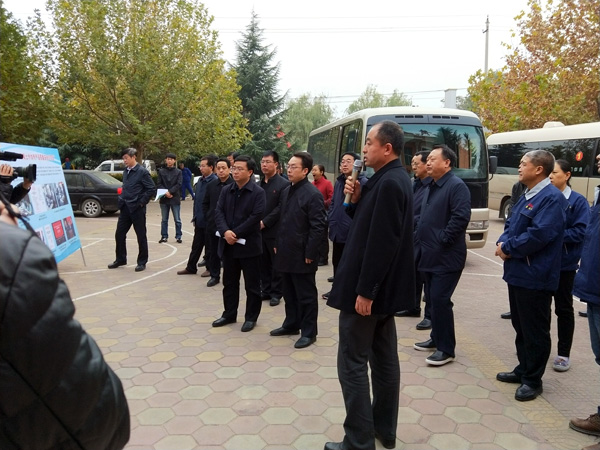 少妇AAA级久久久无码精品片