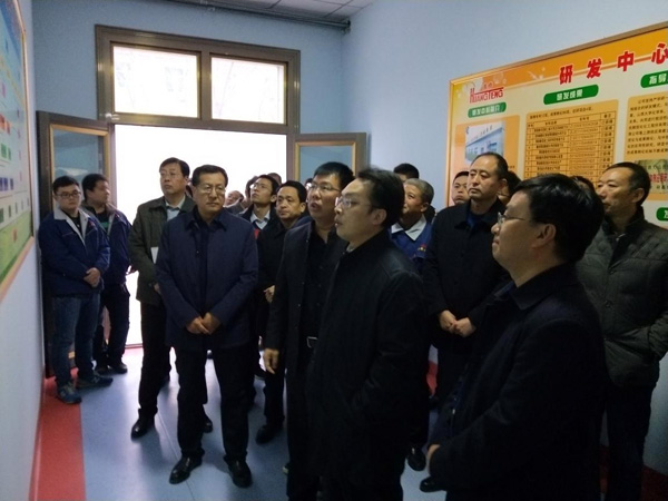 少妇AAA级久久久无码精品片