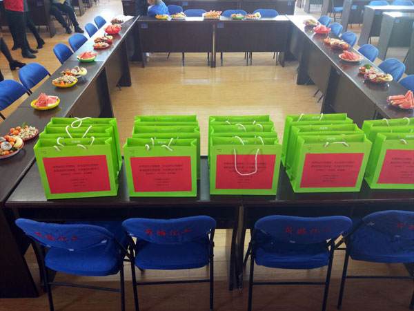 少妇AAA级久久久无码精品片