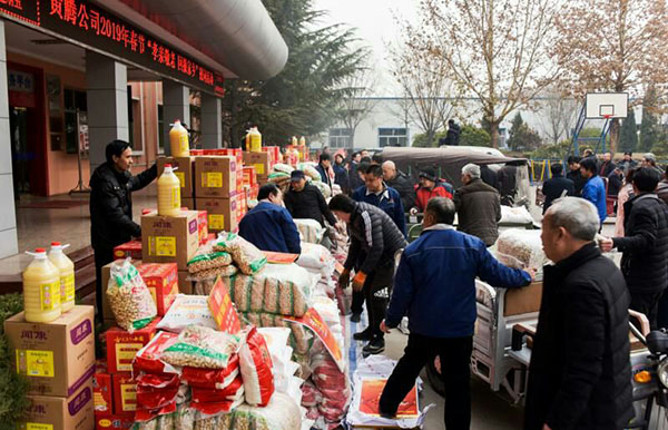 少妇AAA级久久久无码精品片